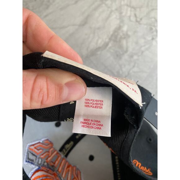 New York Knicks Mitchell & Ness NBA Snapback Hat - Picture 9 of 9